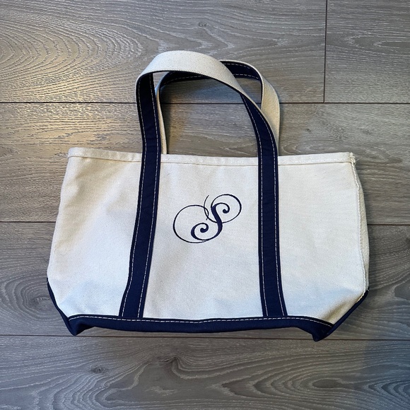 L.L. Bean Handbags - Vintage L.L Bean Boat & Tote Made in USA S Monogrammed